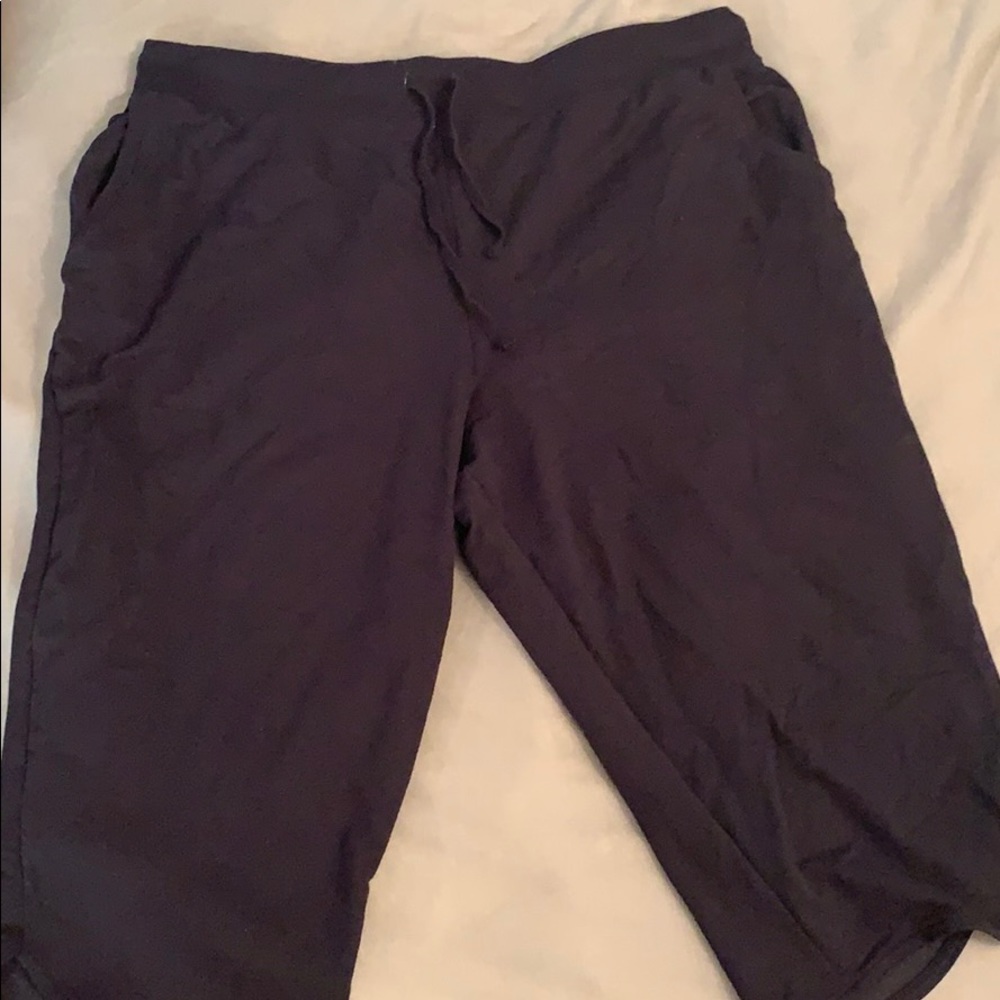 Capri length draw string sweats